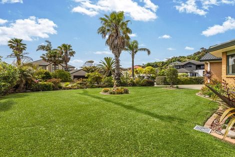 Photo of property in 1 Astor Place, Orewa, 0931