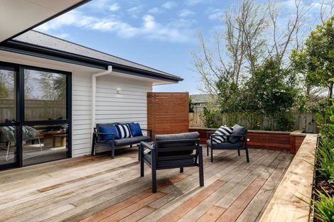 Photo of property in 19a Rosalie Terrace, Kelvin Grove, Palmerston North, 4414