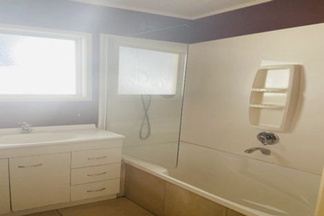 Photo of property in 103 Spinella Drive, Bayview, Auckland, 0629