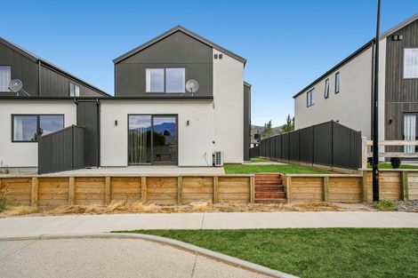 Photo of property in 18 Woods Crescent, Cromwell, 9310