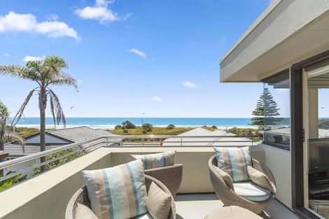 Photo of property in 2/134 Marine Parade, Mount Maunganui, 3116