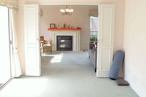 Photo of property in 5 Harrowfield Drive, Harrowfield, Hamilton, 3210