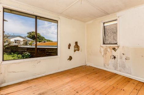 Photo of property in 44 Matatiro Street, Titahi Bay, Porirua, 5022