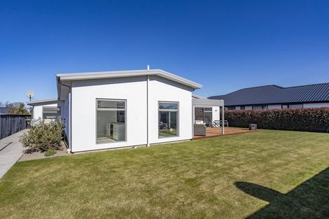 Photo of property in 8 Salisbury Avenue, Rangiora, 7400