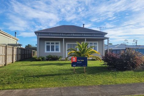 Photo of property in 136 Russell Street, Westport, 7825