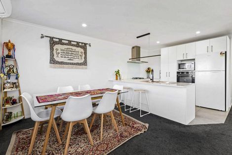 Photo of property in 2 Harore Road, Takanini, 2112