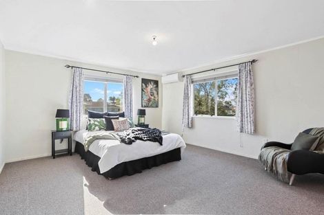 Photo of property in 56 Kohekohe Street, New Lynn, Auckland, 0600