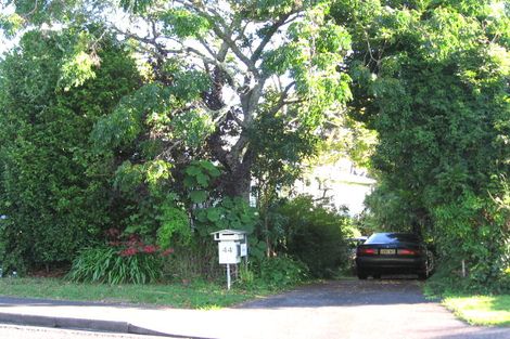 Photo of property in 44 Sylvan Crescent, Te Atatu South, Auckland, 0610