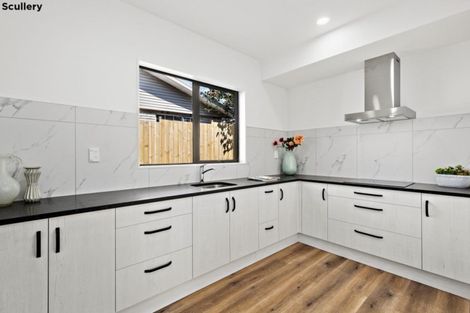 Photo of property in 46 Marina View Drive, West Harbour, Auckland, 0618