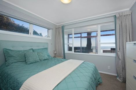 Photo of property in 2/33 Beach Road, Paekakariki, 5034