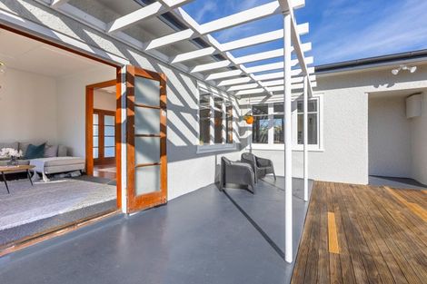 Photo of property in 2 Woburn Street, Waipukurau, 4200