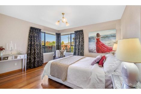 Photo of property in 84 Maidstone Road, Ilam, Christchurch, 8041