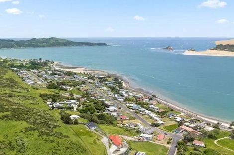 Photo of property in 40 Opononi Heights Drive, Opononi, Kaikohe, 0473