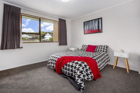 Photo of property in 7 Beauly Grove, Papakowhai, Porirua, 5024
