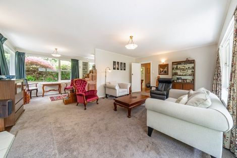 Photo of property in 39 Blue Mountains Road, Silverstream, Upper Hutt, 5019