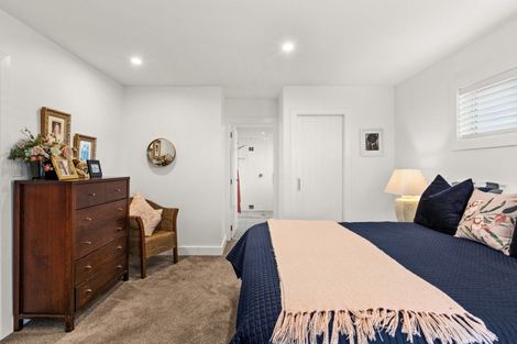 Photo of property in 5 Grooby Place, Havelock North, 4130