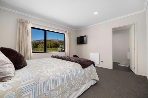 Photo of property in 20 Church Road, Luggate, Cromwell, 9383