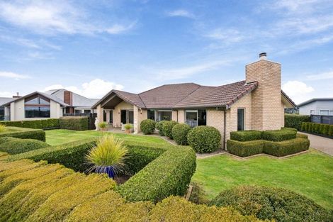 Photo of property in 32 Grace James Road, Pukekohe, 2120