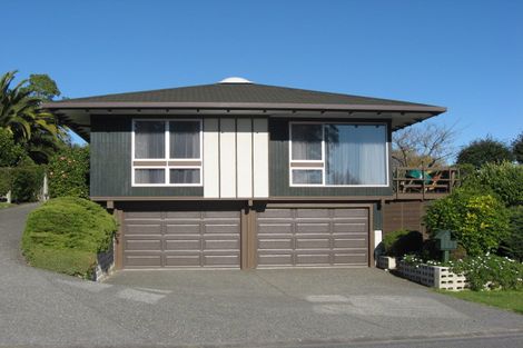 Photo of property in 1 Waikonini Place, Havelock North, 4130