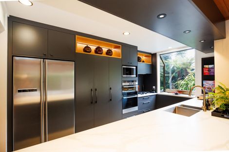 Photo of property in 8 Caccia Birch Lane, Hokowhitu, Palmerston North, 4410