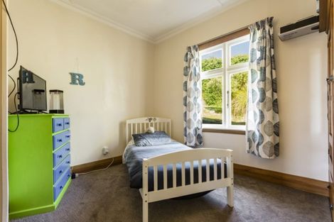 Photo of property in 17 Kiwi Street, Saint Leonards, Dunedin, 9022