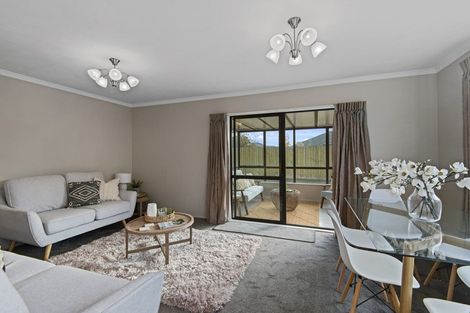 Photo of property in 11 Farm Lane, Parklands, Christchurch, 8083