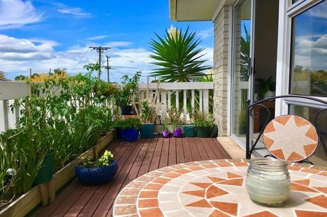 Photo of property in 2/41 Jutland Road, Hauraki, Auckland, 0622