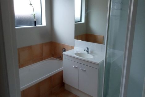 Photo of property in 3 Frederick Reece Drive, The Gardens, Auckland, 2105