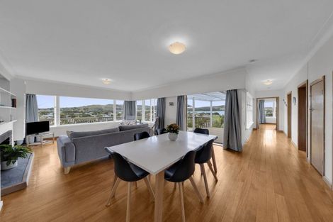 Photo of property in 37 Long Street, Raglan, 3225