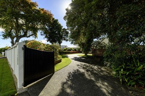 Photo of property in 16 Hinewa Road, Otumoetai, Tauranga, 3110