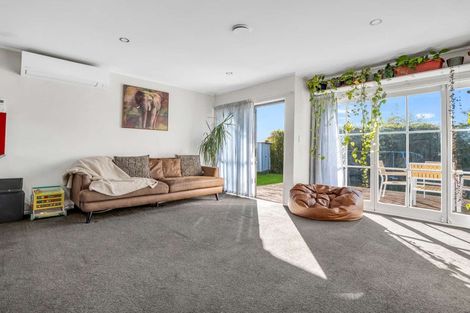 Photo of property in 2/29 Heybridge Street, Manurewa, Auckland, 2102