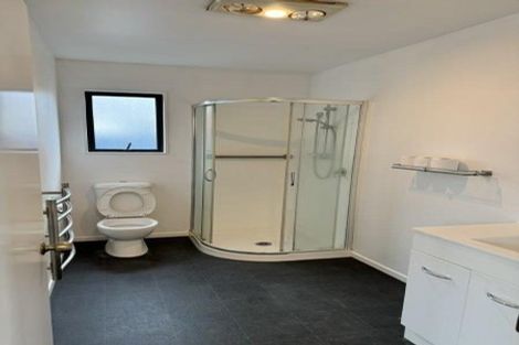 Photo of property in 42 Auburn Avenue, Upper Riccarton, Christchurch, 8041