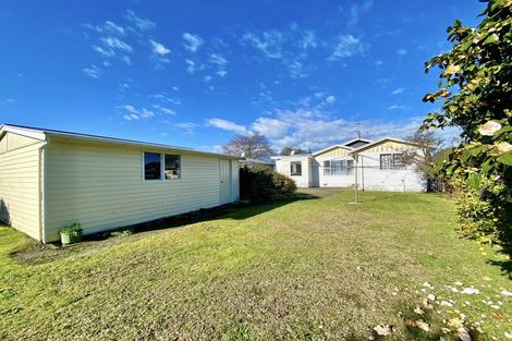 Photo of property in 22 Taylor Street, Carterton, 5713