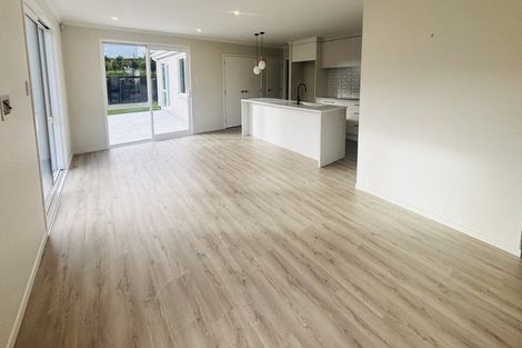 Photo of property in 39 Muster Road, Pukekohe, 2120
