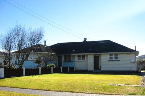 Photo of property in 9 Masters Street, Greymouth, 7805