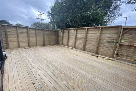 Photo of property in 2/20 Peach Road, Glenfield, Auckland, 0629