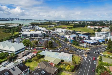 Photo of property in 106 Anzac Street, Takapuna, Auckland, 0622
