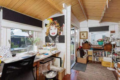 Photo of property in 6 Studholme Street, Waimate, 7924