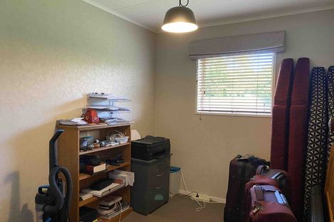 Photo of property in 3 Trigg Crescent, Taradale, Napier, 4112