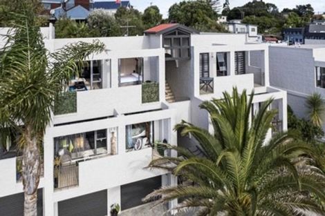 Photo of property in 12/8 Monte Cassino Place, Birkdale, Auckland, 0626