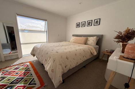 Photo of property in 8 Kitea Place, Mangere, Auckland, 2022