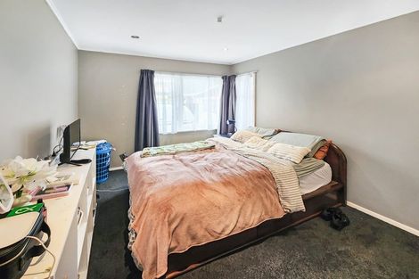 Photo of property in 27 Russell Road, Wainuiomata, Lower Hutt, 5014