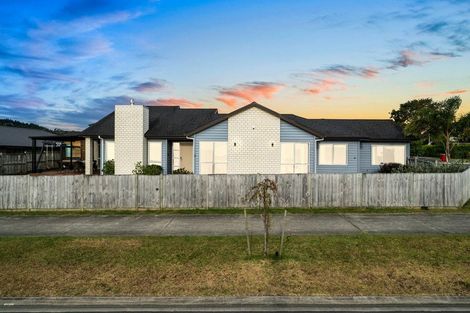 Photo of property in 1 Raymond Grace Avenue, Huapai, Kumeu, 0810