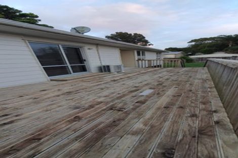 Photo of property in 26 Burbank Avenue, Manurewa, Auckland, 2102