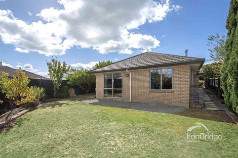 Photo of property in 10 Netley Place, Aranui, Christchurch, 8061
