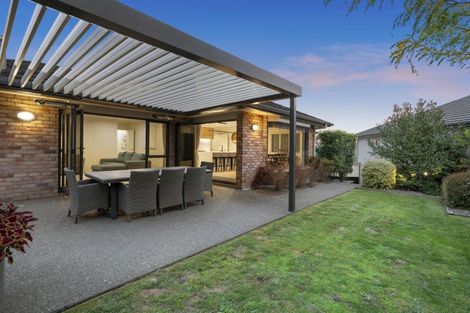 Photo of property in 9 Ellivani Rise, Pukekohe, 2120