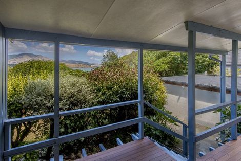 Photo of property in 18 Bayview Place, Cass Bay, Lyttelton, 8082