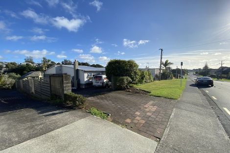 Photo of property in 2/21 Omana Road, Milford, Auckland, 0620
