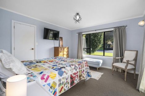 Photo of property in 220 Plummers Point Road, Whakamarama, Tauranga, 3172