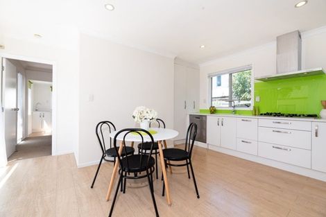 Photo of property in 1/29 Humphrey Kemp Avenue, Henderson, Auckland, 0612